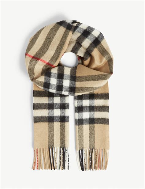 burberry scarf mens price|Burberry giant check cashmere scarf.